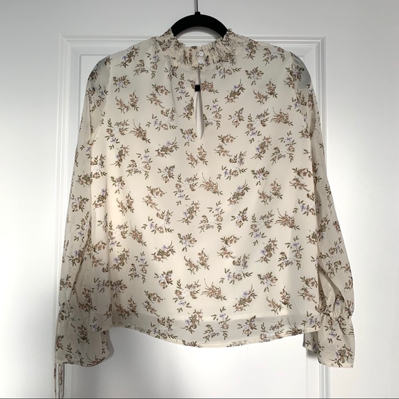 THE EDITORS MARKET - Cream Floral Blouse - Size M - Picture 4 of 6